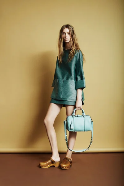 Look 19